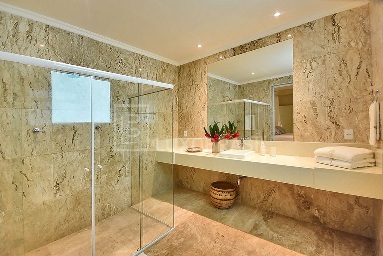LuxoBrasil #AR18 Gala Mansion 06 Suites Angra Vacation Renta
