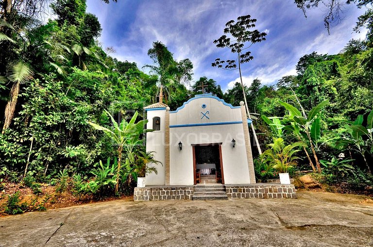 Casa 06 Suítes Angra dos Reis Pé na Areia