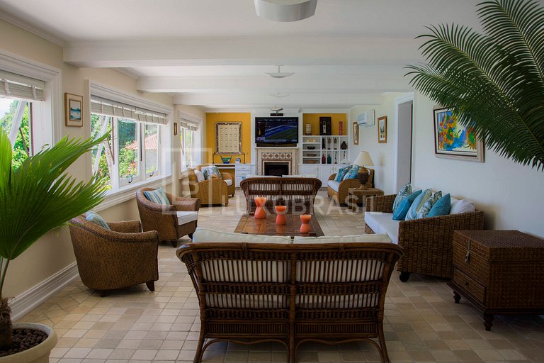 LUXOBRASIL #AR19 Casa Bella Angra 07 Suites Vacation Rentals
