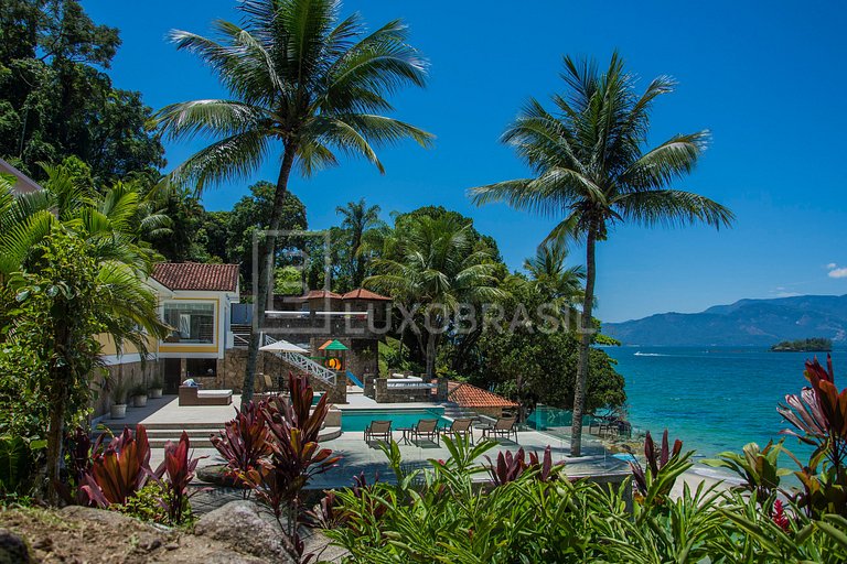 LUXOBRASIL #AR19 Casa Bella Angra 07 Suites Vacation Rentals