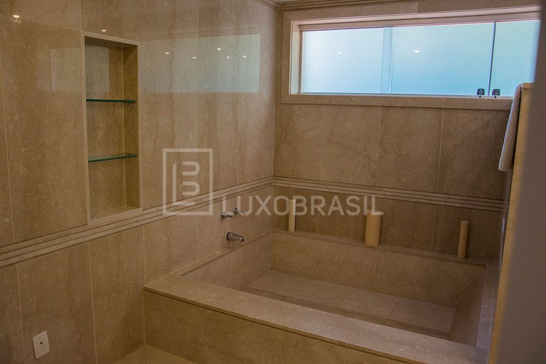 LUXOBRASIL #AR19 Casa Bella Angra 07 Suites Vacation Rentals
