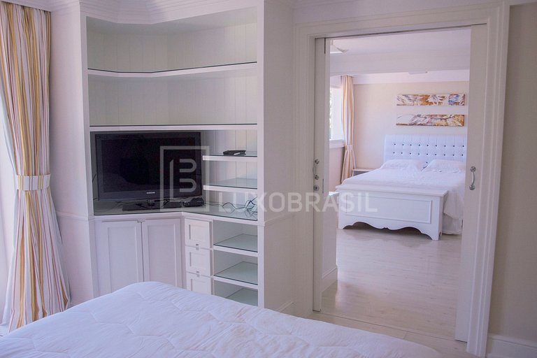LUXOBRASIL #AR19 Casa Bella Angra 07 Suites Vacation Rentals