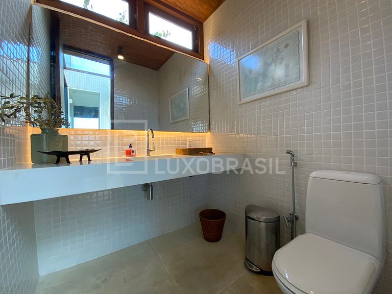 Mansão Búzios Pé na Areia 07 Suítes