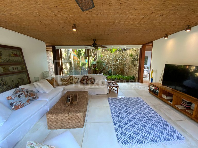 LUXOBRASIL #BZ18 Green Space 07 Suites Season Rental