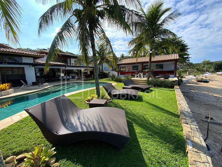 LuxoBrasil #BZ35 Villa Ocean Bliss 09 Bedrooms Beach Front B