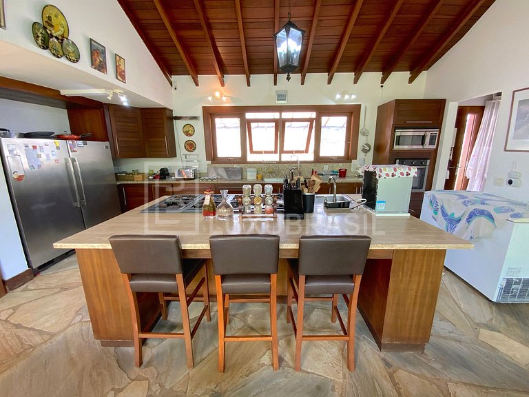 LuxoBrasil #BZ35 Villa Ocean Bliss 09 Bedrooms Beach Front B
