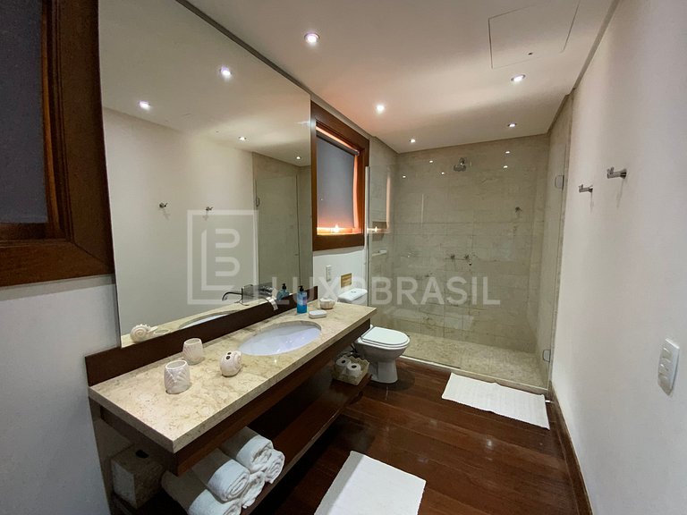 LuxoBrasil #BZ35 Villa Ocean Bliss 09 Bedrooms Beach Front B