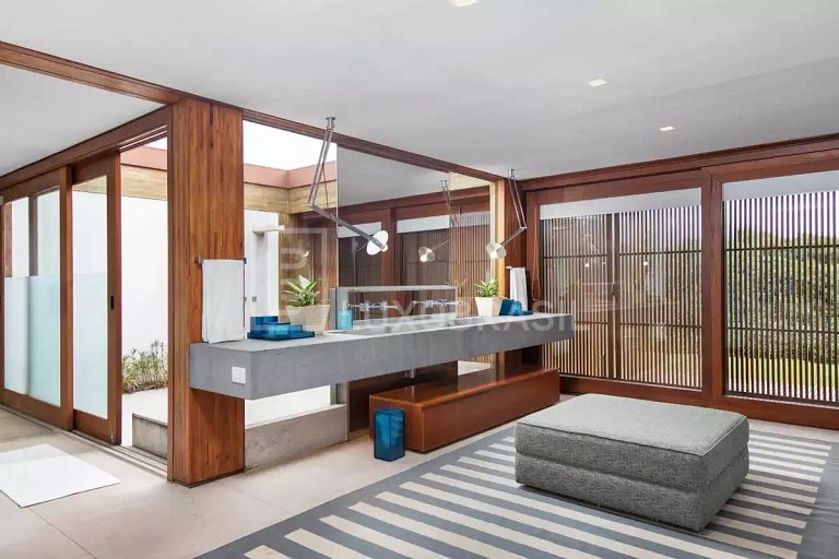 Casa Luxo Pé na Areia Manguinhos Búzios 12 Suítes