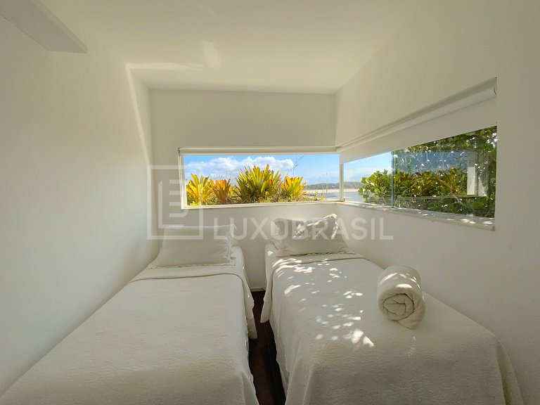 LUXOBRASIL #BZ38 Casa Alto da Ferradura 05 Suites Búzios Alq