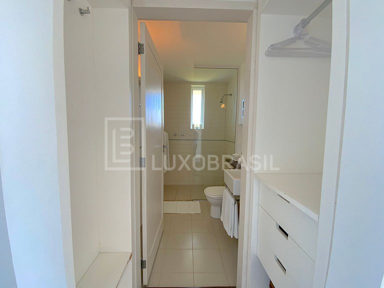 LUXOBRASIL #BZ38 Casa Alto da Ferradura 05 Suites Búzios Alq