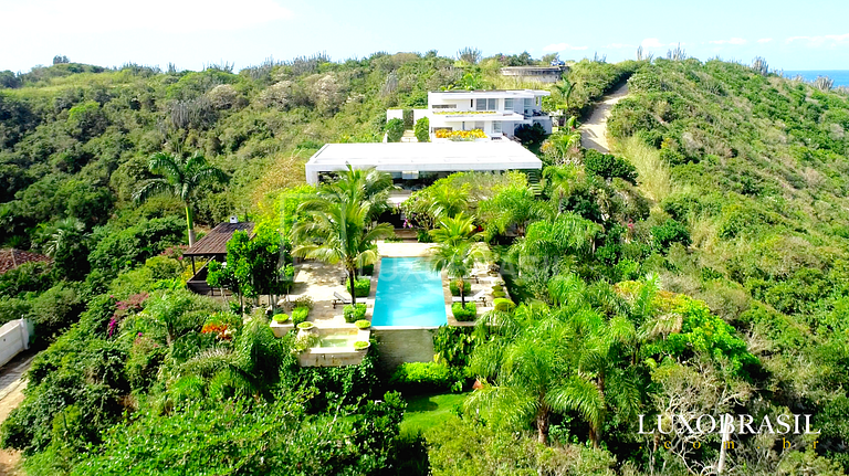 LUXOBRASIL #BZ38 Casa Alto da Ferradura 05 Suites Búzios Alq