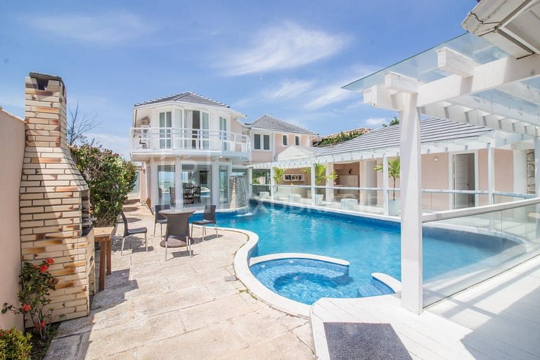 Casa da Baleia 05 Quartos Pé na Areia