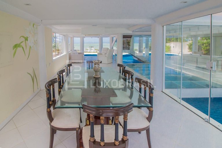 Casa da Baleia 05 Quartos Pé na Areia