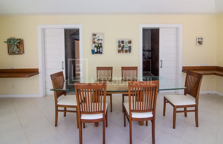 LUXOBRASIL #BZ40 Casa da Baleia 05 Dormitorios Alquiler de v
