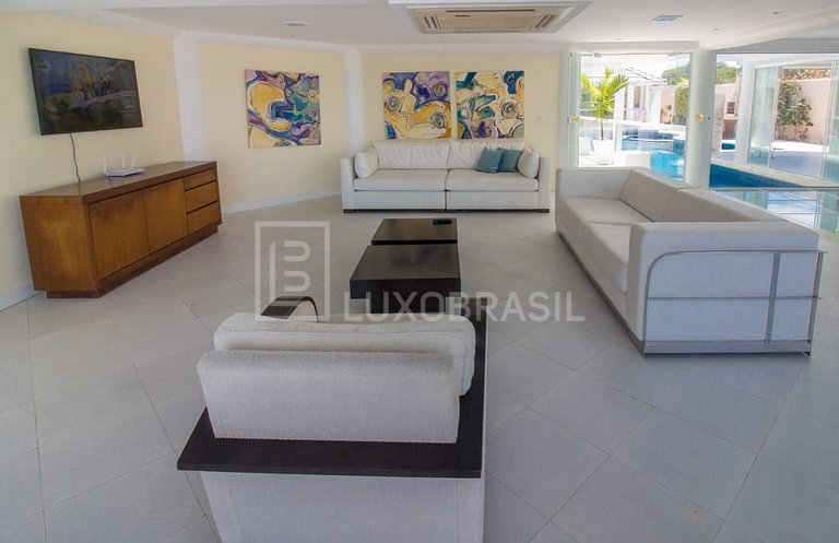 LUXOBRASIL #BZ40 Casa da Baleia 05 Dormitorios Alquiler de v