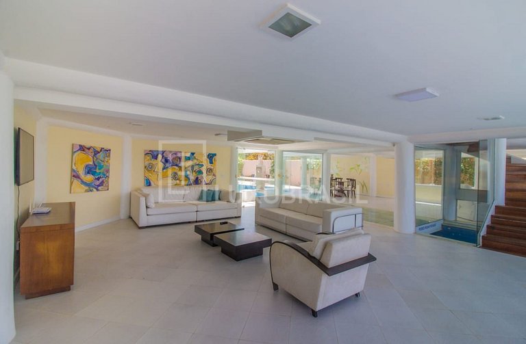 LUXOBRASIL #BZ40 Casa da Baleia 05 Dormitorios Alquiler de v
