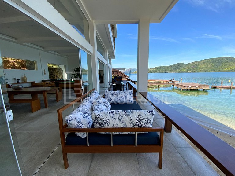 Mansão Pé na Areia 10 Quartos - Angra dos Reis #AR01