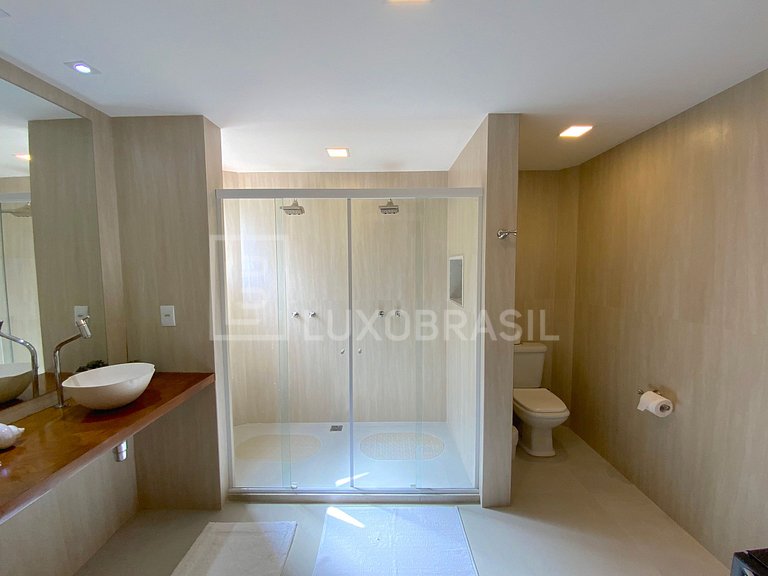 Mansão Pé na Areia 10 Quartos - Angra dos Reis #AR01
