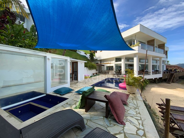 LB - AR01 Praia da Árvore Mansion 09 Suites Private Beach An