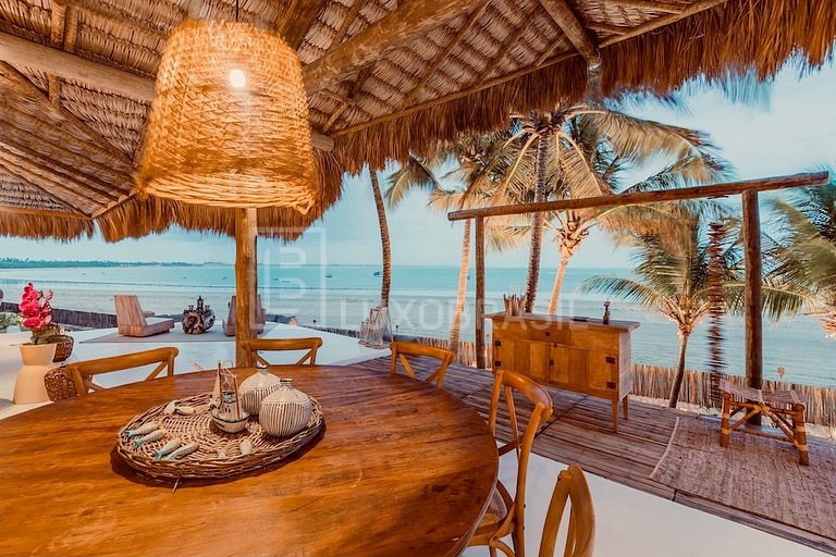 LUXOBRASIL #CE01 Stone House 05 Bedrooms Beachfront Icaraizi