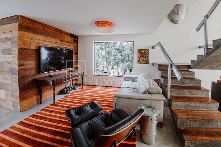 Casa Esmeralda – 4 Suítes em Jurerê, Florianópolis