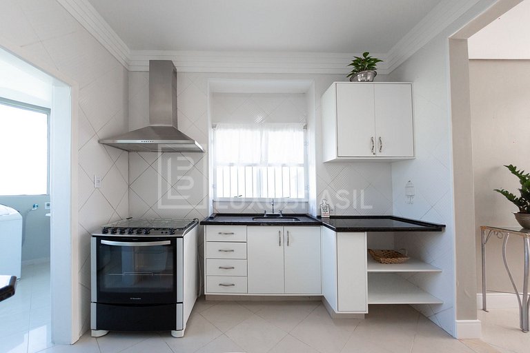 LUXOBRASIL #JR02 Big Summer House - Jurerê House Vacation Re