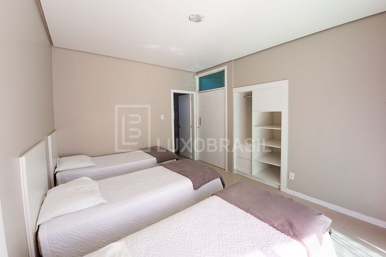 Big Summer House – 6 Suítes em Jurerê, Florianópolis