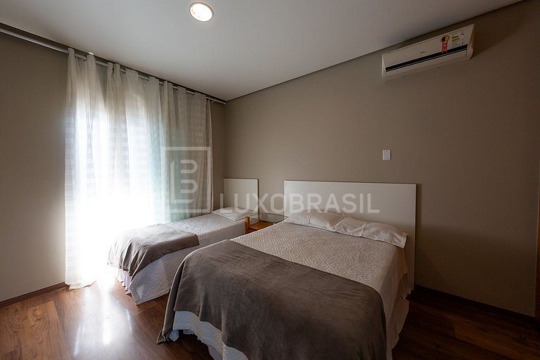 Big Summer House – 6 Suítes em Jurerê, Florianópolis