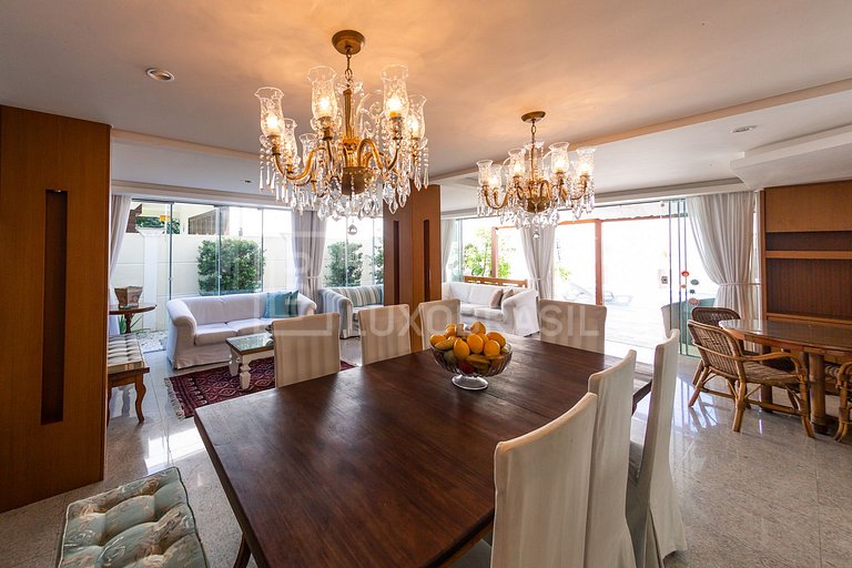 Casa Aconchego – 5 Suítes em Jurerê Internacional