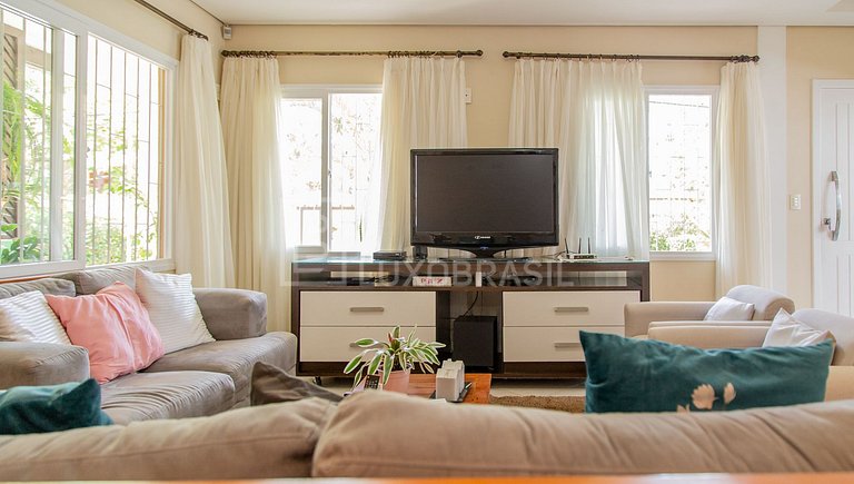 Casa Divina Felicidade – 5 Quartos em Jurerê