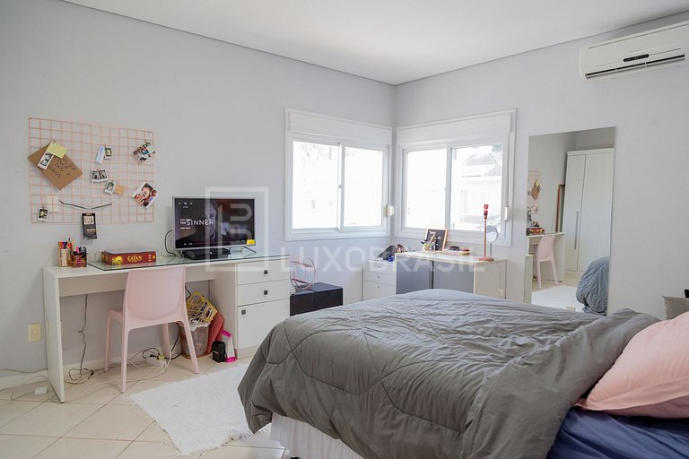 Casa Divina Felicidade – 5 Quartos em Jurerê