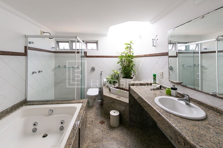 LUXOBRASIL #JR06 Casa Golden Sun - Jurerê Internacional Hous
