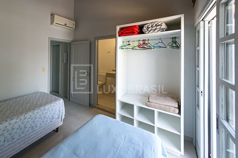 LUXOBRASIL #JR06 Casa Golden Sun - Jurerê Internacional Hous