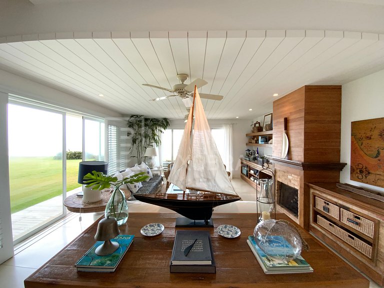 LUXOBRASIL #BZ44 Casa Rosé 05 Suites Praia Rasa Alquiler de