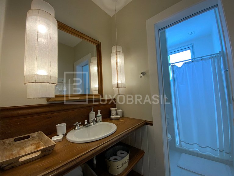 LUXOBRASIL #BZ44 Casa Rosé 05 Suites Praia Rasa Alquiler de