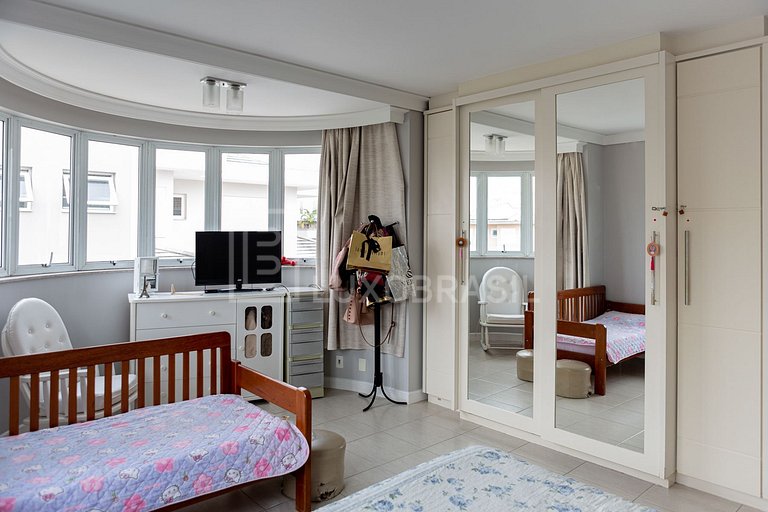 Casa Puro Encanto – 5 Quartos em Jurerê Internacional