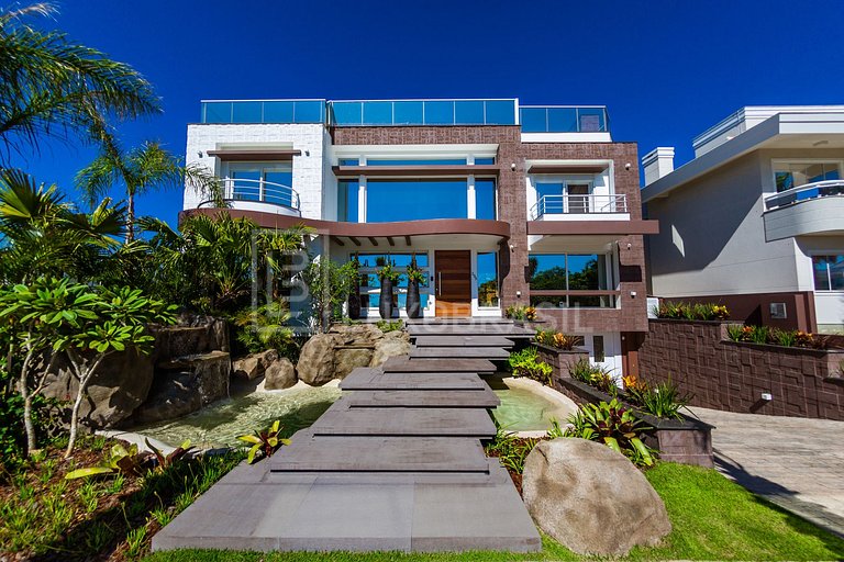 Mansão Blue Heart – 5 Quartos em Jurerê Internacional