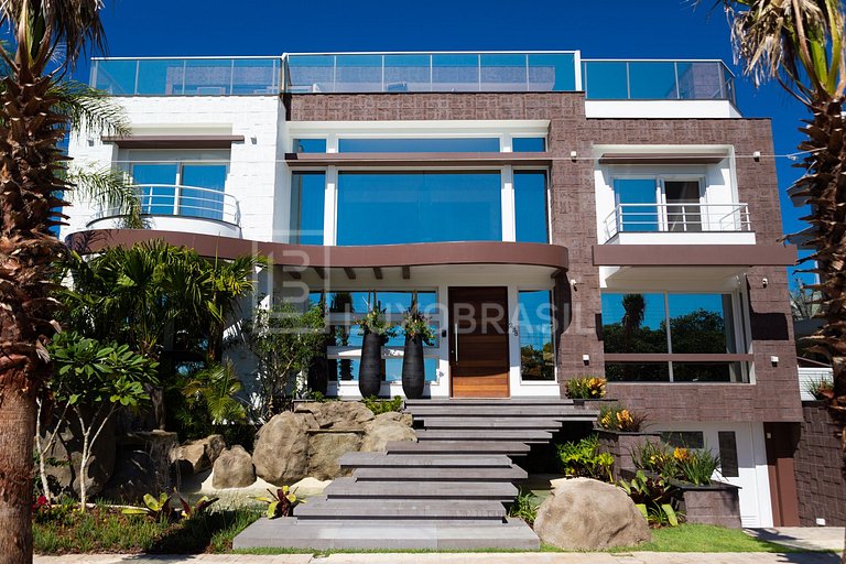 Mansão Blue Heart – 5 Quartos em Jurerê Internacional