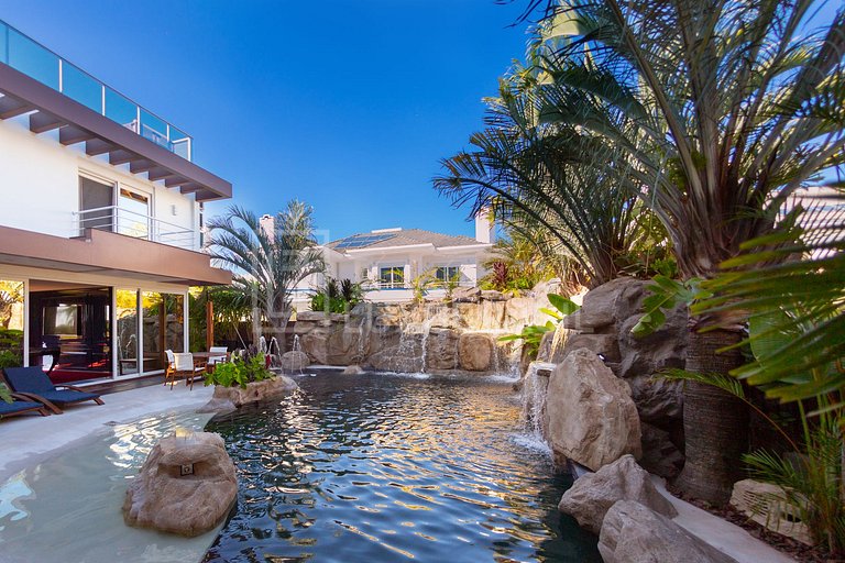 LB - JR08 Blue Heart Mansion - Jurerê Internacional House Va