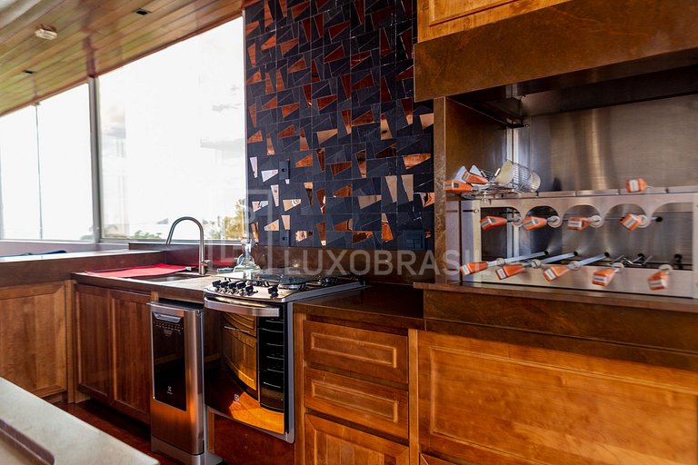 Mansão Blue Heart – 5 Quartos em Jurerê Internacional