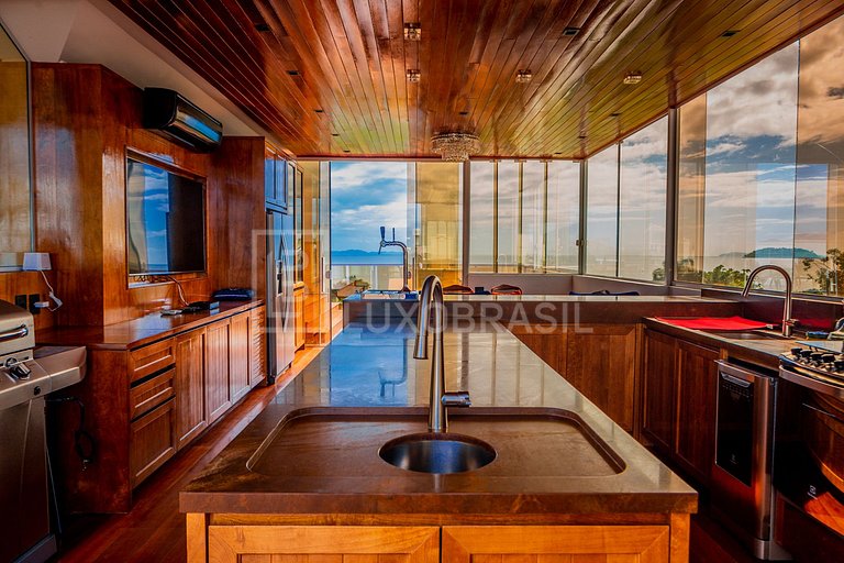 LB - JR08 Blue Heart Mansion - Jurerê Internacional House Va