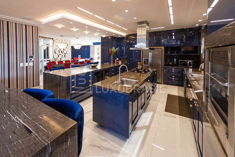 Mansão Blue Heart – 5 Quartos em Jurerê Internacional