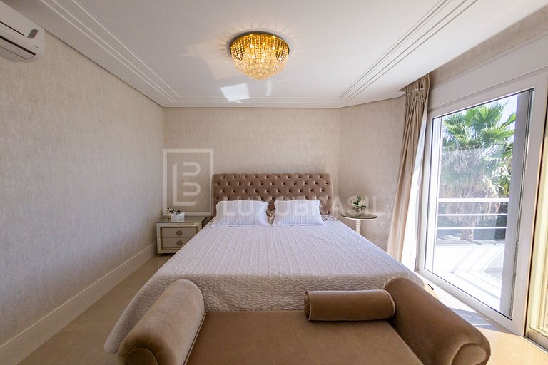 Mansão Blue Heart – 5 Quartos em Jurerê Internacional