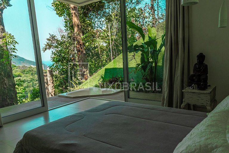 Casa em São Conrado com 4 quartos para locação de temporada