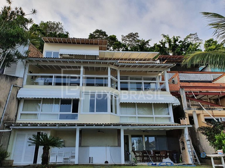 Casa Angra dos Reis 04 Suítes