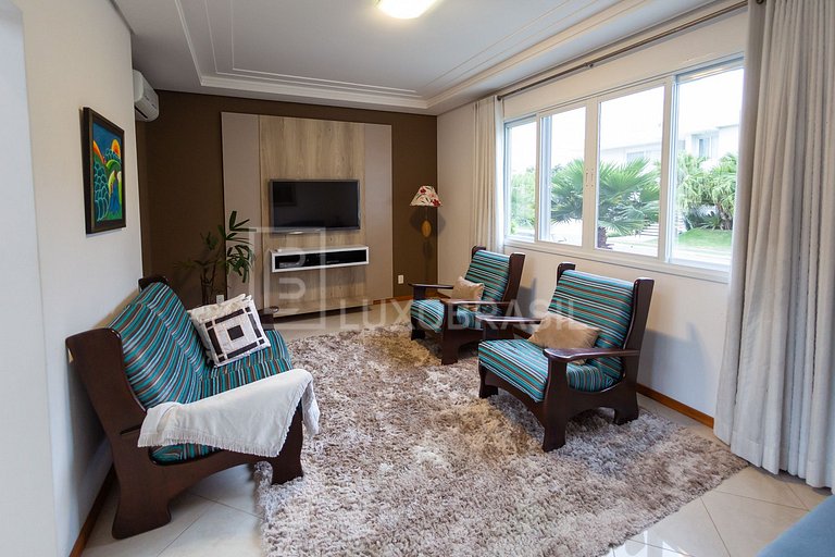 Casa Celebrare – 6 Quartos em Jurerê Internacional