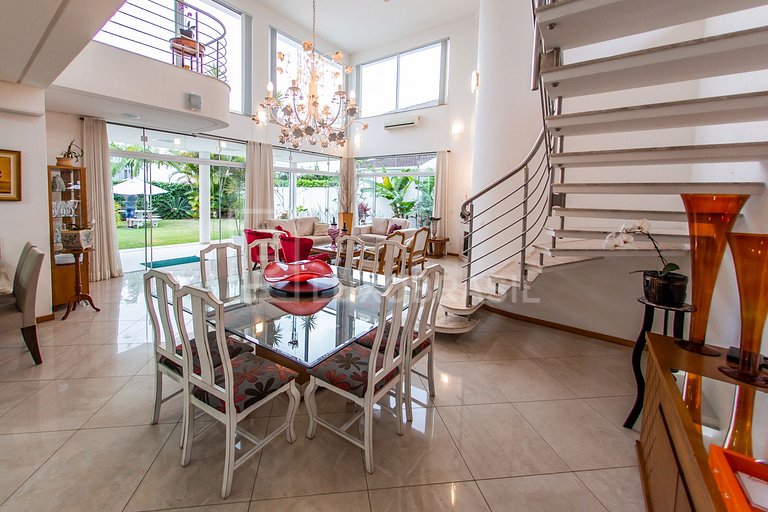 Casa Celebrare – 6 Quartos em Jurerê Internacional
