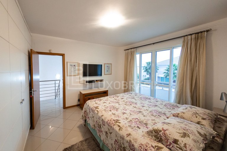 Casa Celebrare – 6 Quartos em Jurerê Internacional