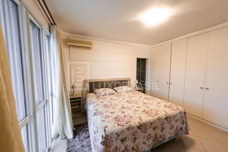 Casa Celebrare – 6 Quartos em Jurerê Internacional