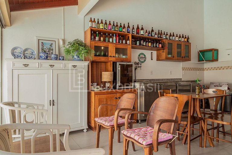 Casa Aconchego Jurerê – 4 Quartos em Jurerê Internacional